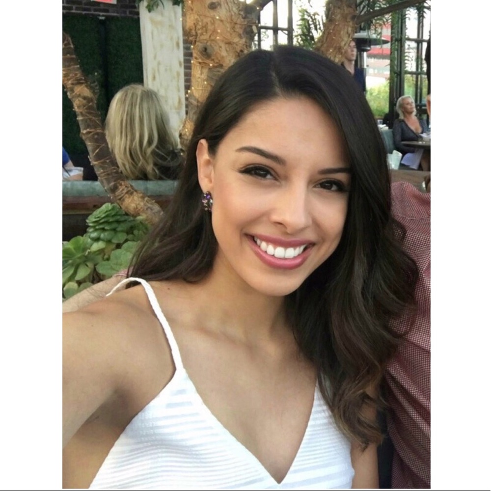 Meet your Posher, Nadia